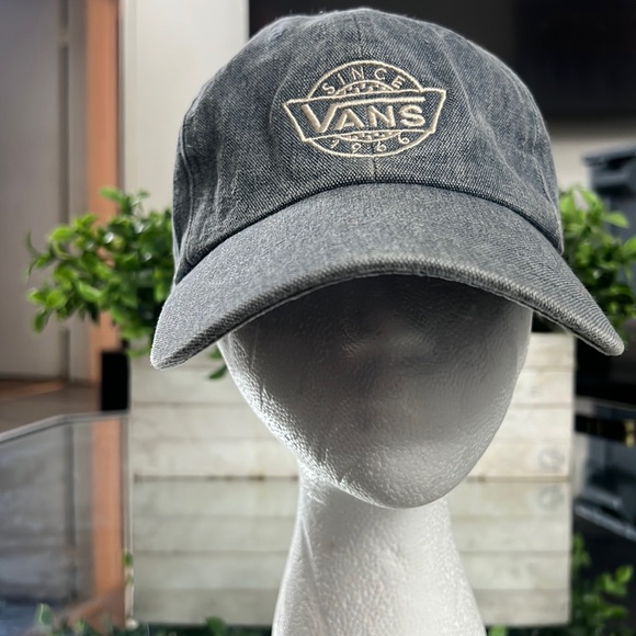 Vans classic style blue denim hat - Picture 7 of 11